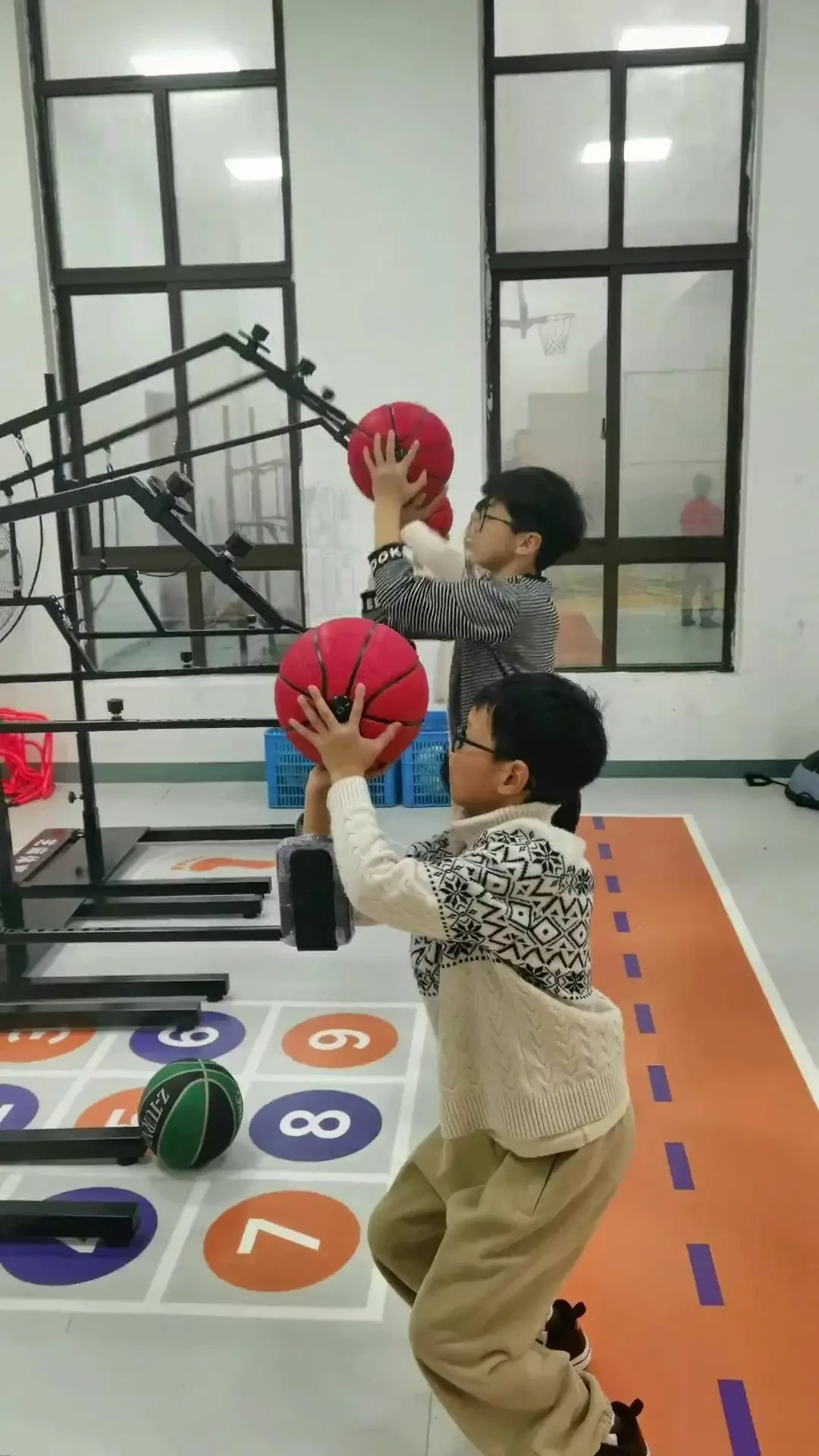 如何通过模拟比赛环境提高篮板实战能力?_2